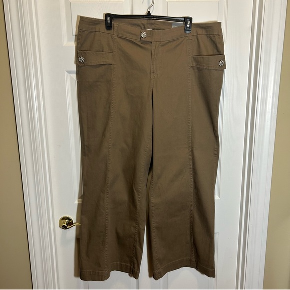 Venezia Wide Leg Khaki Pants - Picture 1 of 8